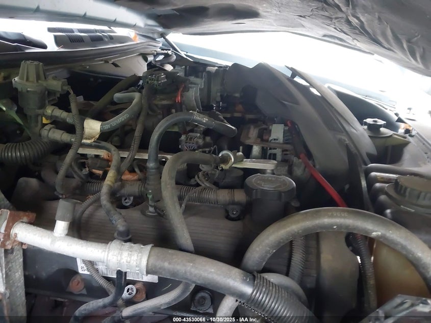 2006 Mercury Grand Marquis Gs VIN: 2MEFM74W66X637201 Lot: 43530066