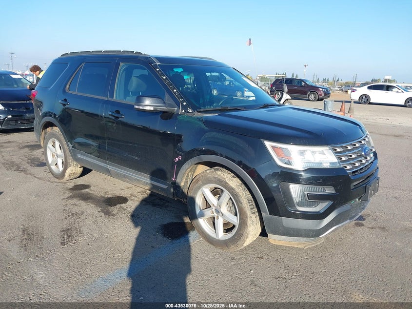 FORD EXPLORER XLT