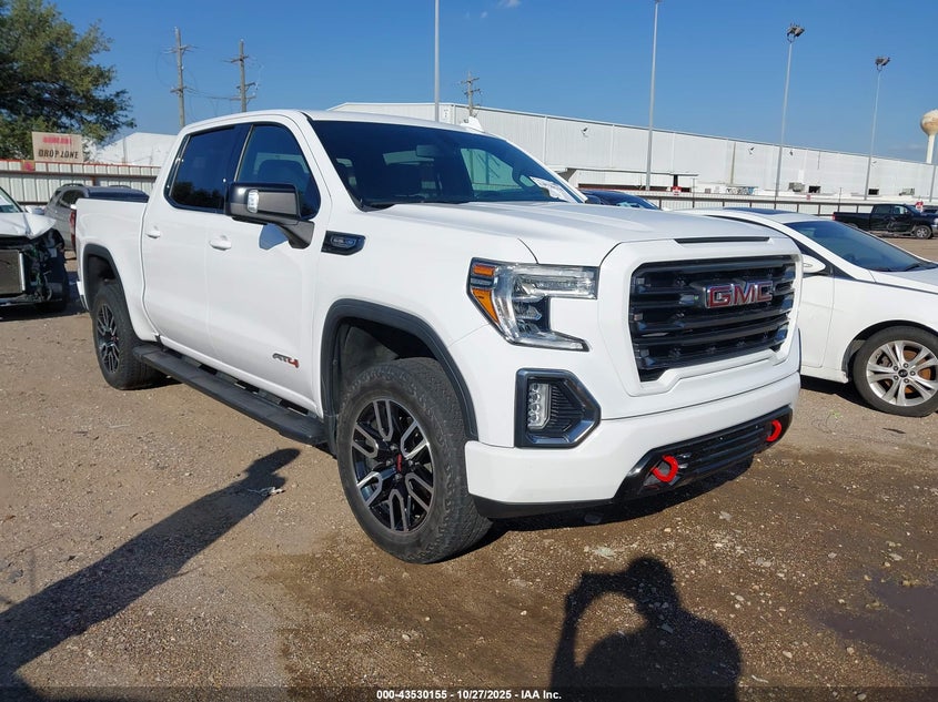 GMC SIERRA 1500 4WD SHORT BOX AT4