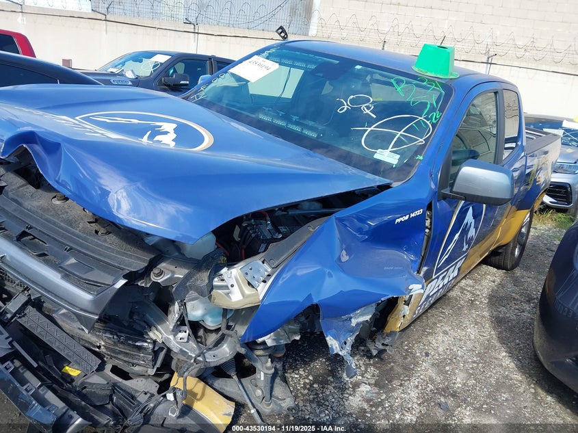 1GCHSCEA0M1273889 2021 CHEVROLET COLORADO photo no. 2