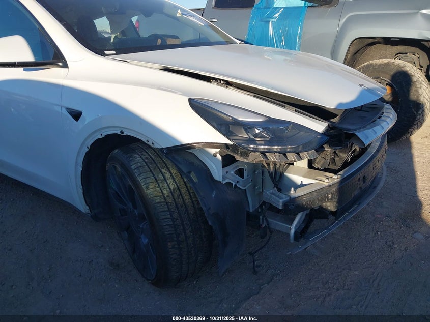 2023 Tesla Model Y Performance Dual Motor All-Wheel Drive VIN: 7SAYGDEFXPF789968 Lot: 43530369