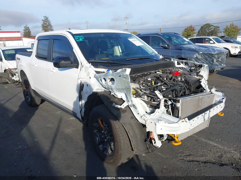 FORD MAVERICK LARIAT