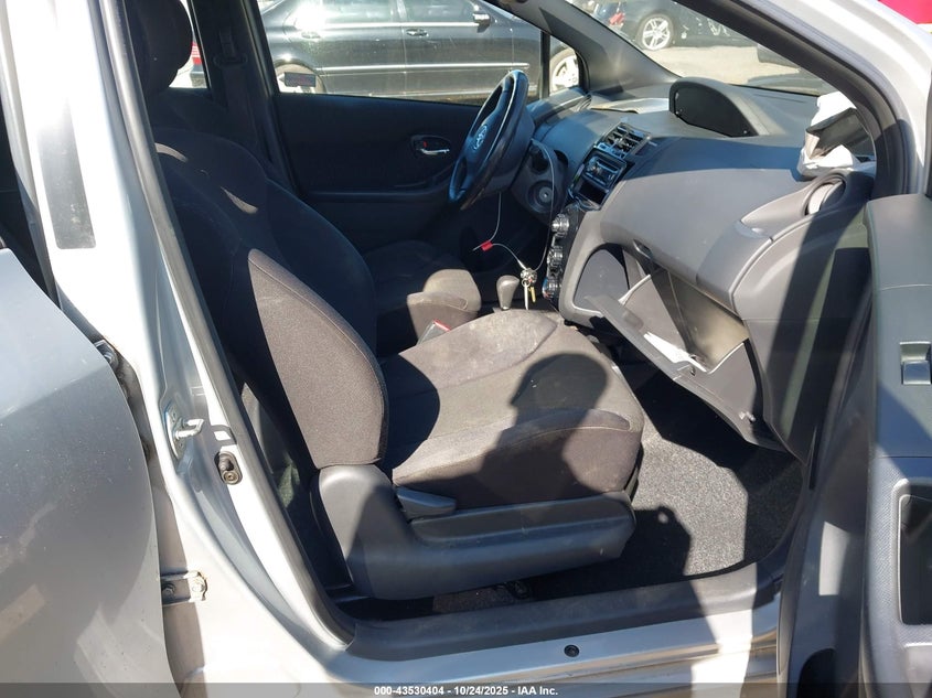 JTDKT923565019148 2006 TOYOTA YARIS photo no. 5