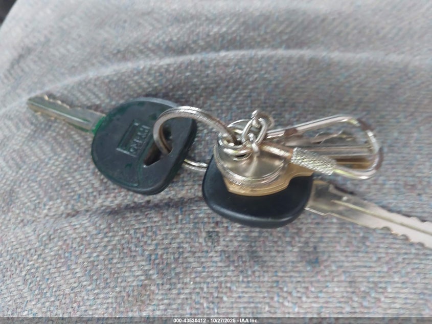 2001 GMC Savana Standard VIN: 1GTFG25M711904338 Lot: 43530412