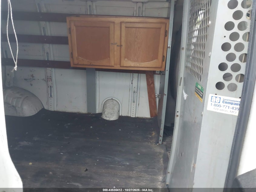 2001 GMC Savana Standard VIN: 1GTFG25M711904338 Lot: 43530412