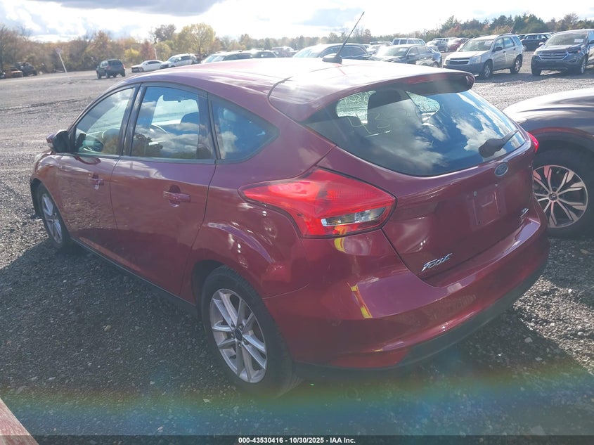 1FADP3K22FL343631 2015 FORD FOCUS photo no. 3