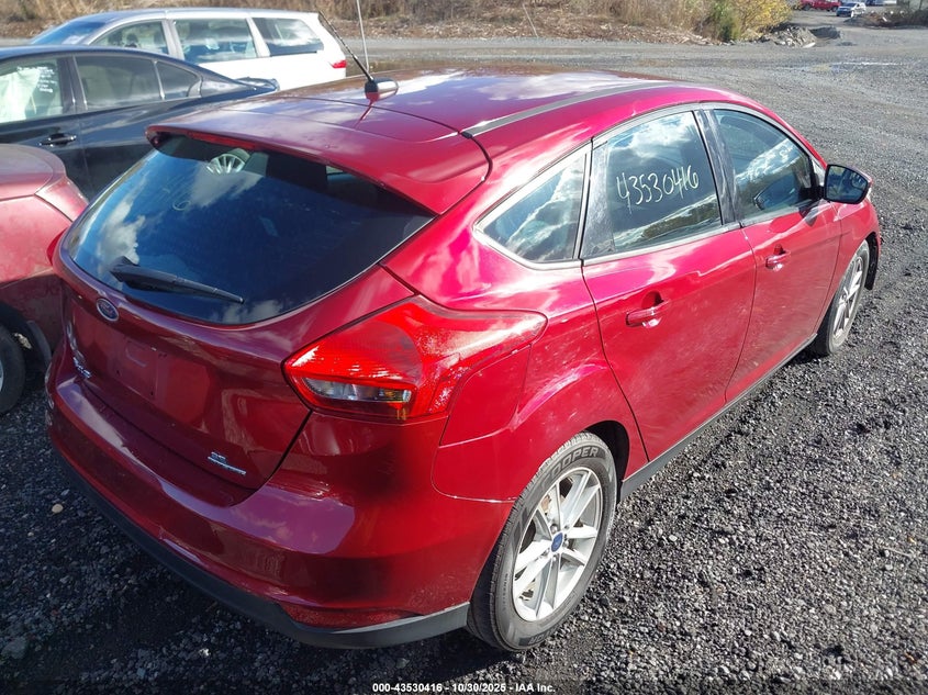 1FADP3K22FL343631 2015 FORD FOCUS photo no. 4