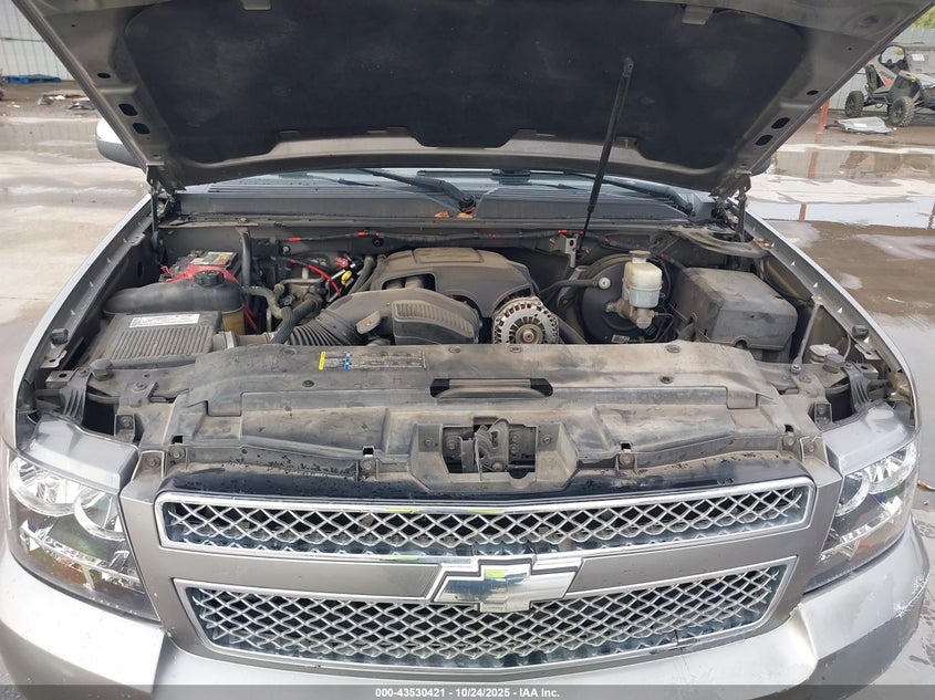 2007 Chevrolet Suburban 1500 Ltz VIN: 3GNFC16017G313988 Lot: 43530421