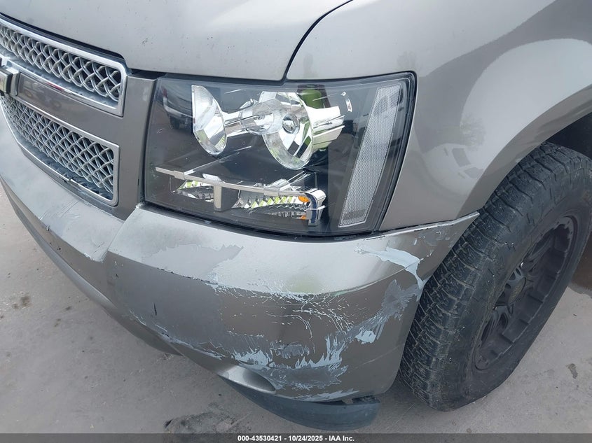 2007 Chevrolet Suburban 1500 Ltz VIN: 3GNFC16017G313988 Lot: 43530421