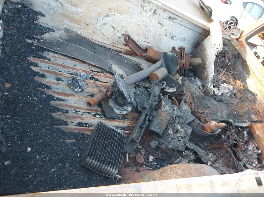 1992 Ford F150 VIN: 1FTEF14NXNLA57974 Lot: 43530538