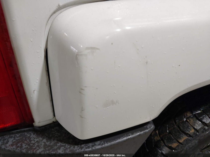 2008 Hummer H3 Suv VIN: 5GTEN13E388144071 Lot: 43530657