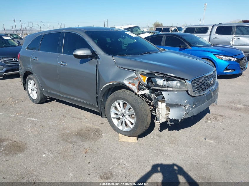 2019 KIA SORENTO 2.4L LX - 5XYPG4A33KG457053