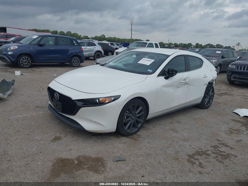 2019 Mazda Mazda3 white hatchback gasoline JM1BPAJM8K1133887 photo #3