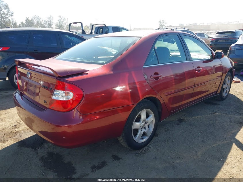 JTDBF30K120019637 2002 TOYOTA CAMRY photo no. 4