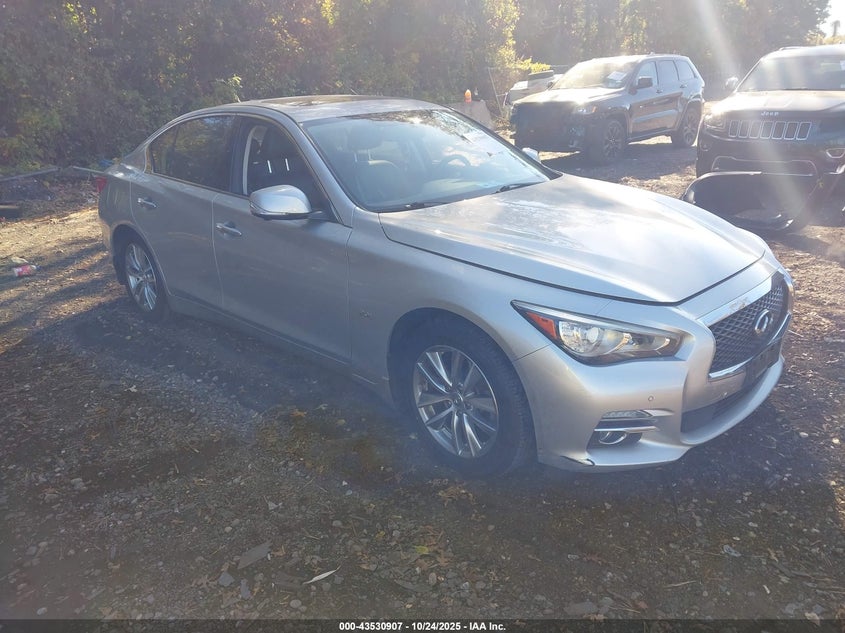 INFINITI Q50 2.0T PREMIUM