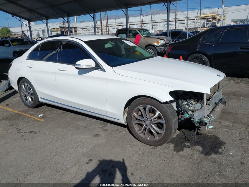 2015 MERCEDES-BENZ C 300 - 55SWF4JB4FU082999