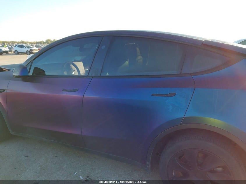 2024 Tesla Model Y Long Range Dual Motor All-Wheel Drive VIN: 7SAYGDEE8RA232743 Lot: 43531014