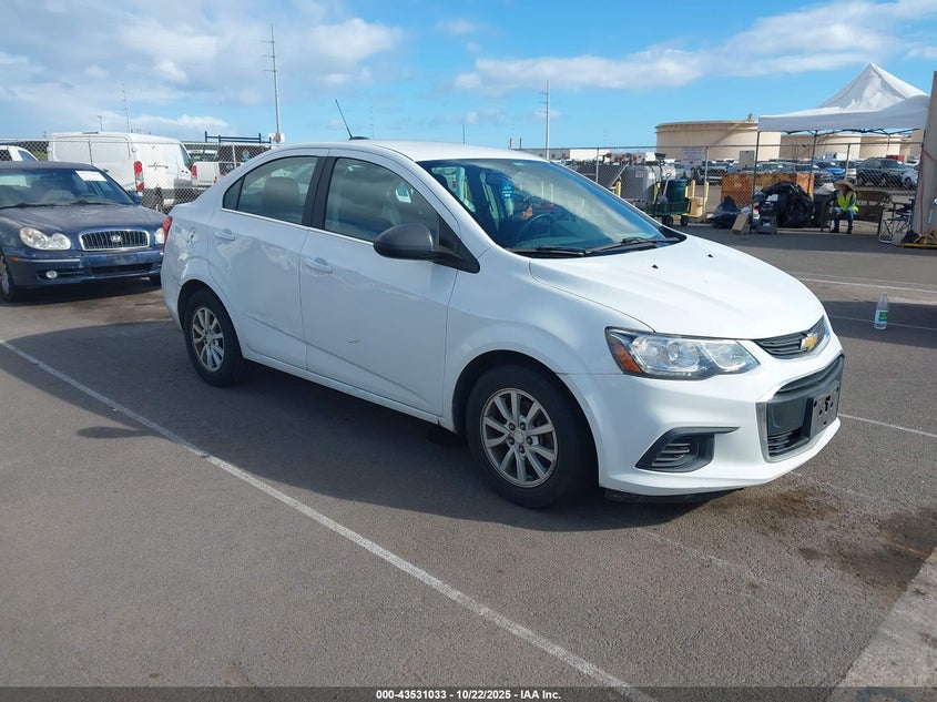 CHEVROLET SONIC LT AUTO