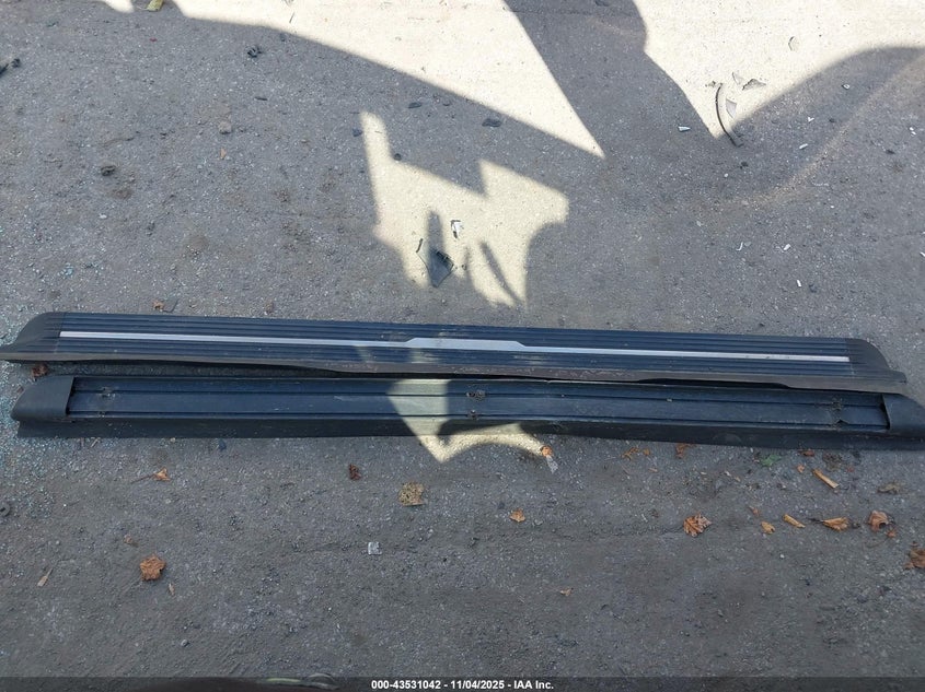 2017 LAND ROVER DISCOVERY SE - SALRGBBVXHA022884