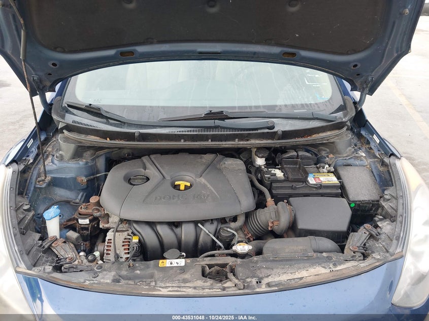 2013 HYUNDAI ELANTRA GT KMHD35LE6DU106556
