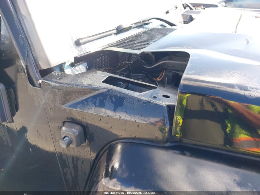 2006 Hummer H3 Suv VIN: 5GTDN136768102925 Lot: 43531055