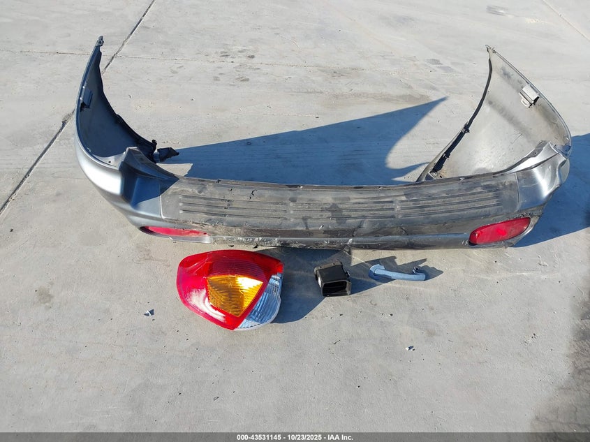 2002 Hyundai Santa Fe Gls/Lx VIN: KM8SC13D72U270127 Lot: 43531145