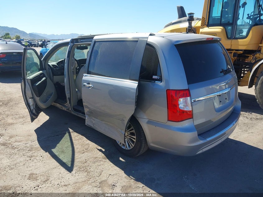 2C4RC1CG1DR645636 2013 CHRYSLER TOWN & COUNTRY photo no. 3