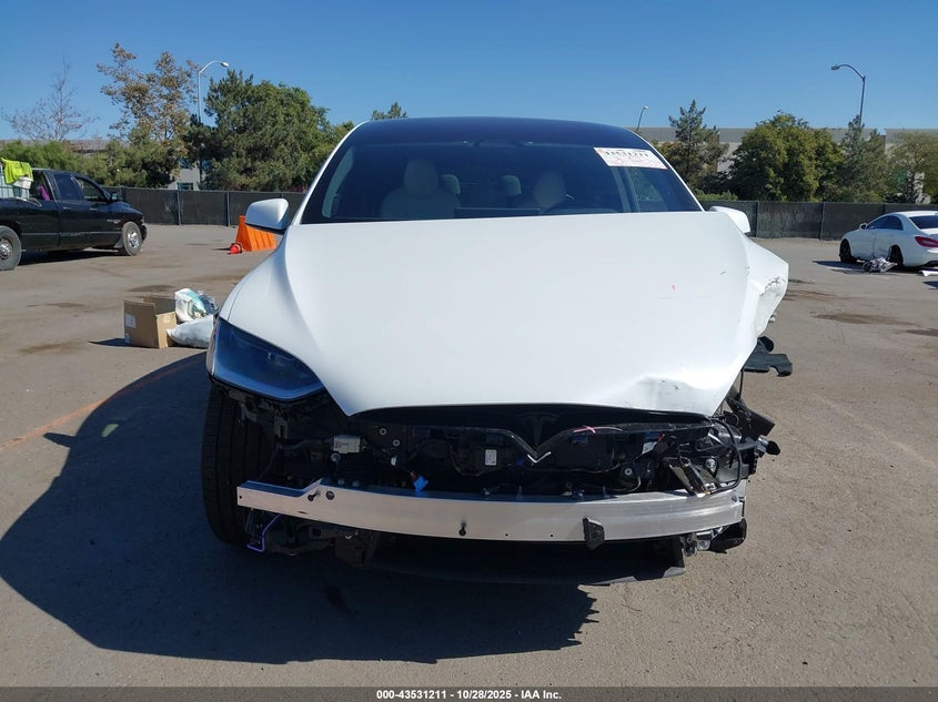 2026 Tesla Model X VIN: 7SAXCAE5XTF475020 Lot: 43531211