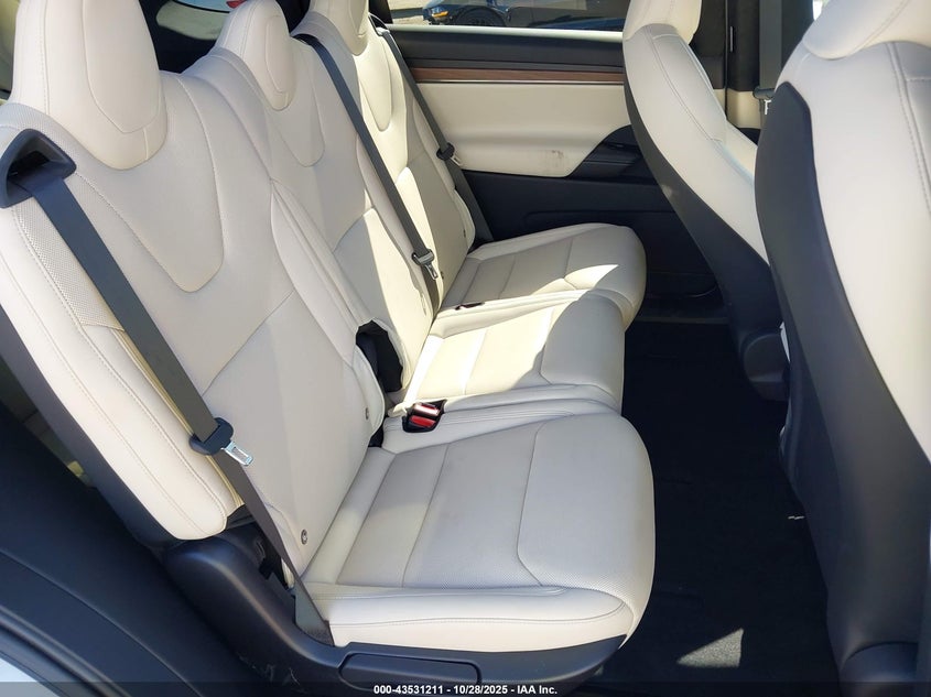 2026 Tesla Model X VIN: 7SAXCAE5XTF475020 Lot: 43531211