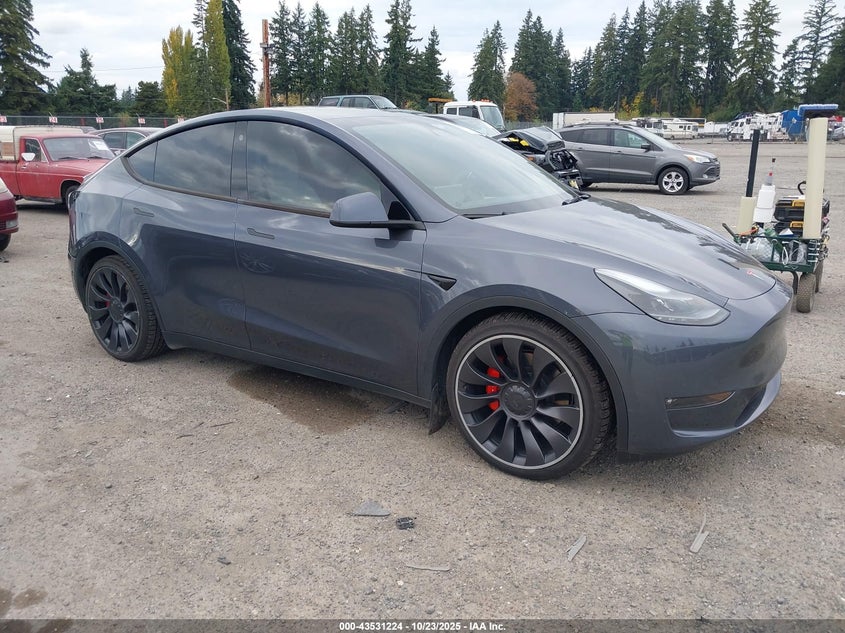 TESLA MODEL Y PERFORMANCE DUAL MOTOR ALL-WHEEL DRIVE