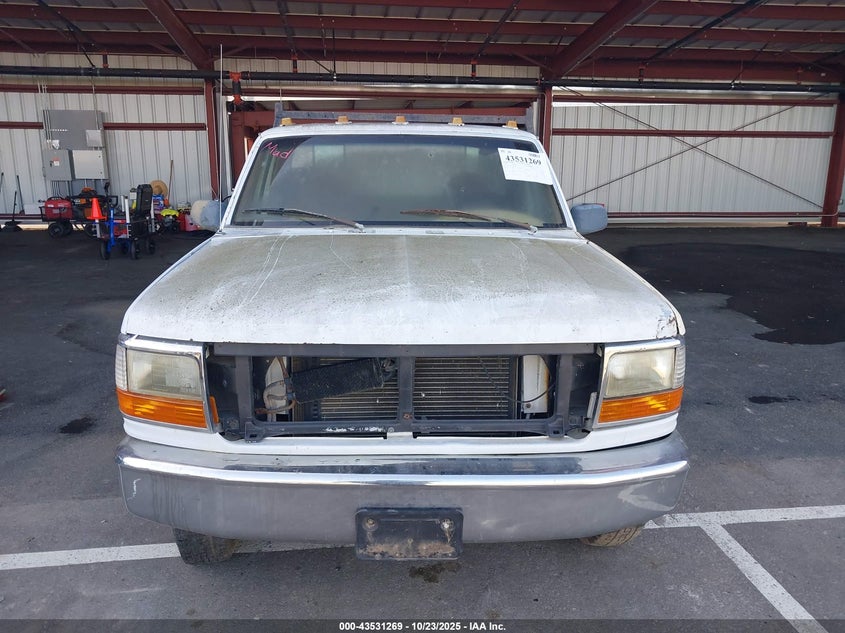 1997 Ford F-350 Chassis Xl VIN: 3FEJF37F6VMA15726 Lot: 43531269