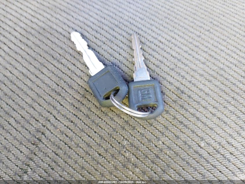 1995 Chevrolet Gmt-400 K2500 VIN: 1GCGK29N8SE207907 Lot: 43531293