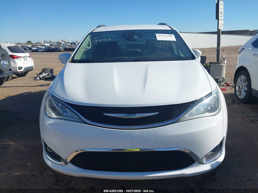 2018 Chrysler Pacifica Touring L VIN: 2C4RC1BG1JR144632 Lot: 43531300