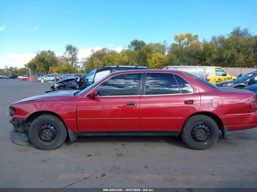 1993 Toyota Camry Le VIN: JT2SK12E3P0107385 Lot: 43531323