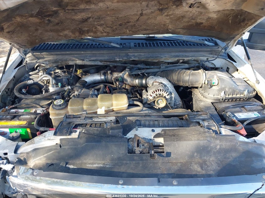 2000 Ford F-350 Lariat/Xl/Xlt VIN: 1FTSW30F3YEA65310 Lot: 43531330