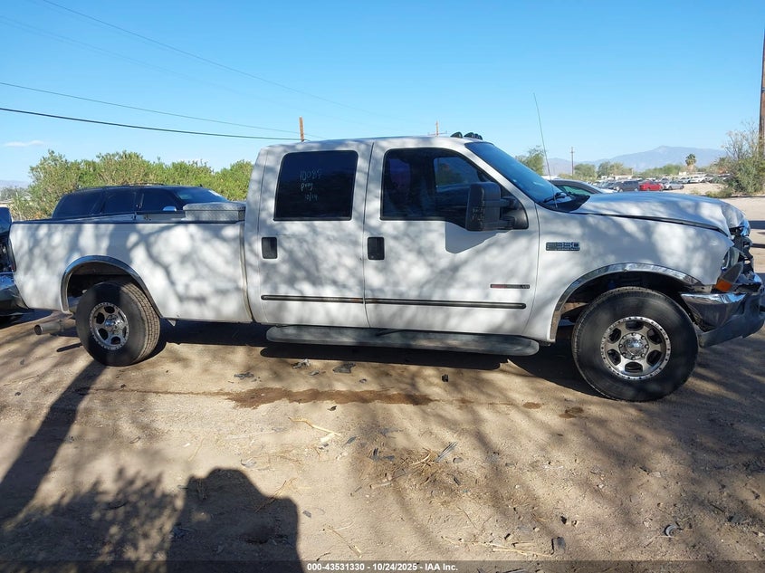 2000 Ford F-350 Lariat/Xl/Xlt VIN: 1FTSW30F3YEA65310 Lot: 43531330