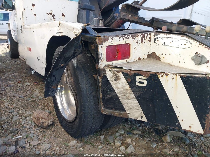 1997 GMC Sierra C3500 Heavy Duty VIN: 1GDKC34J2VJ515924 Lot: 43531334