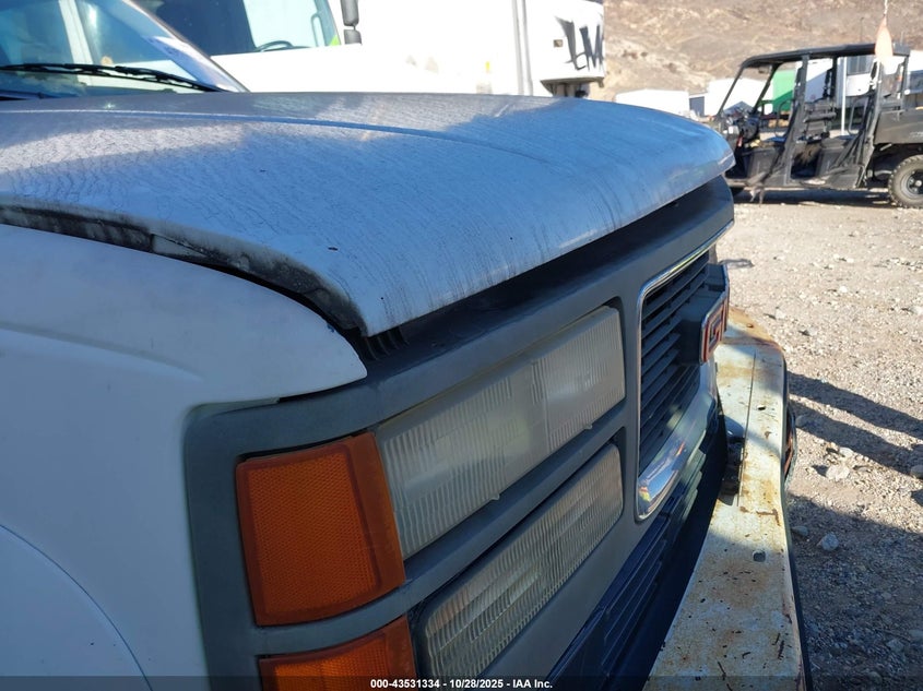 1997 GMC Sierra C3500 Heavy Duty VIN: 1GDKC34J2VJ515924 Lot: 43531334