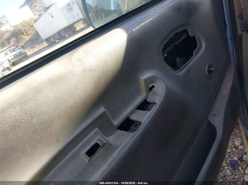 1997 GMC Sierra C3500 Heavy Duty VIN: 1GDKC34J2VJ515924 Lot: 43531334