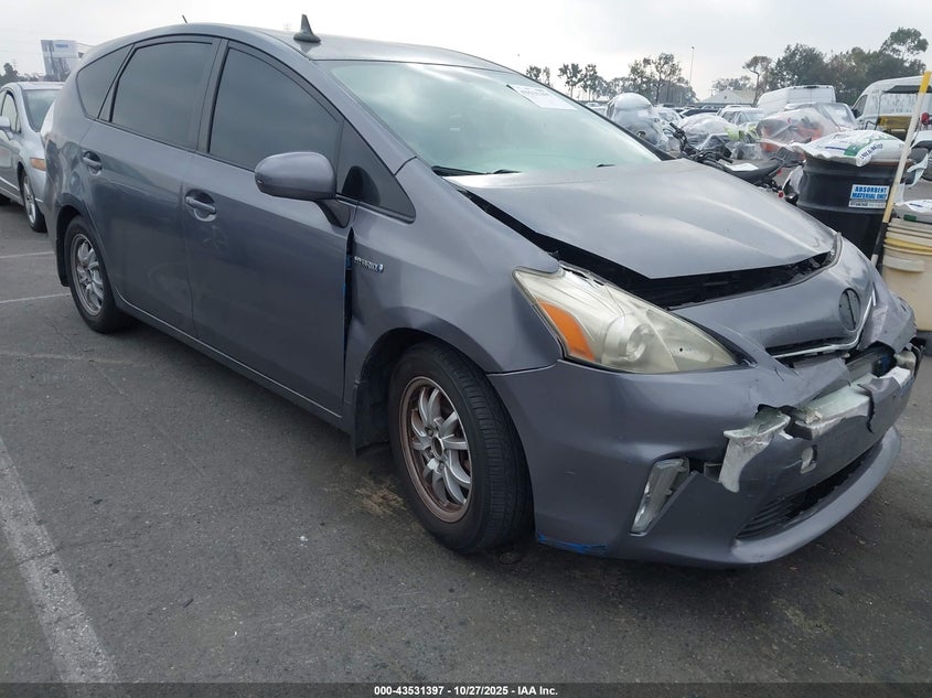 TOYOTA PRIUS V TWO