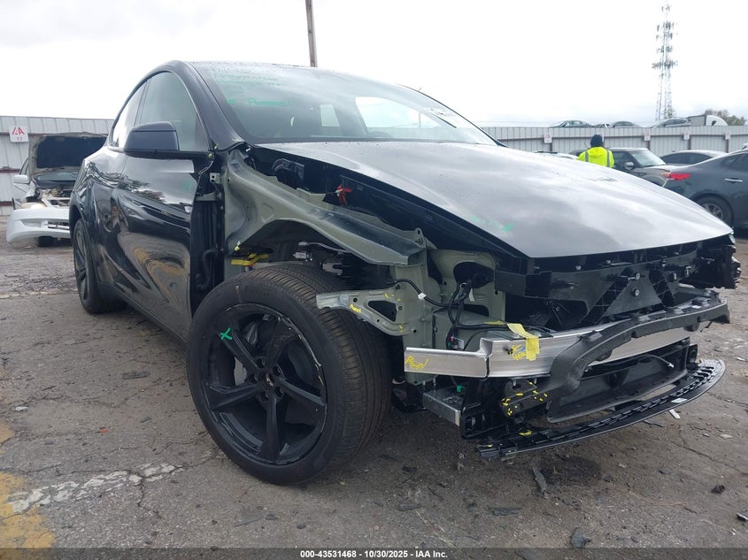 2026 Tesla Model Y Long Range Dual Motor All-Wheel Drive VIN: 7SAYGDEDXTA466087 Lot: 43531468