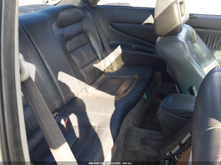 1HGCG22562A007028 2002 HONDA ACCORD photo no. 8