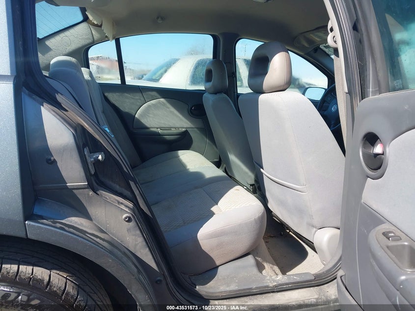 2007 Saturn Ion Ion 2 VIN: 1G8AJ55F57Z200173 Lot: 43531573