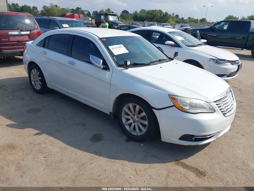 CHRYSLER 200 LIMITED