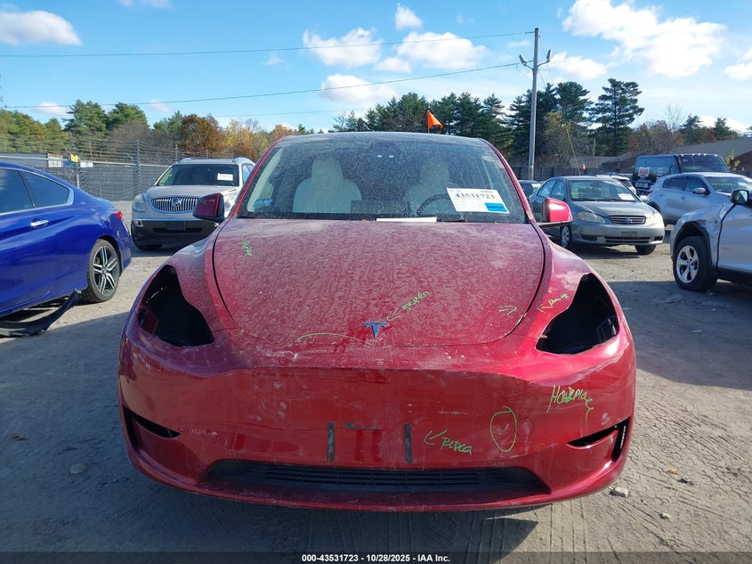 2024 Tesla Model Y Long Range Dual Motor All-Wheel Drive VIN: 7SAYGDEE5RF034978 Lot: 43531723