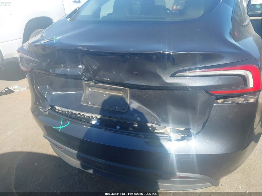 2024 Tesla Model 3 Long Range Dual Motor All-Wheel Drive/Rear-Wheel Drive VIN: 5YJ3E1EA8RF857140 Lot: 43531813