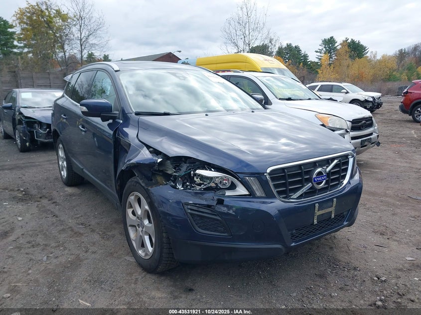 VOLVO XC60 3.2 PREMIER PLUS