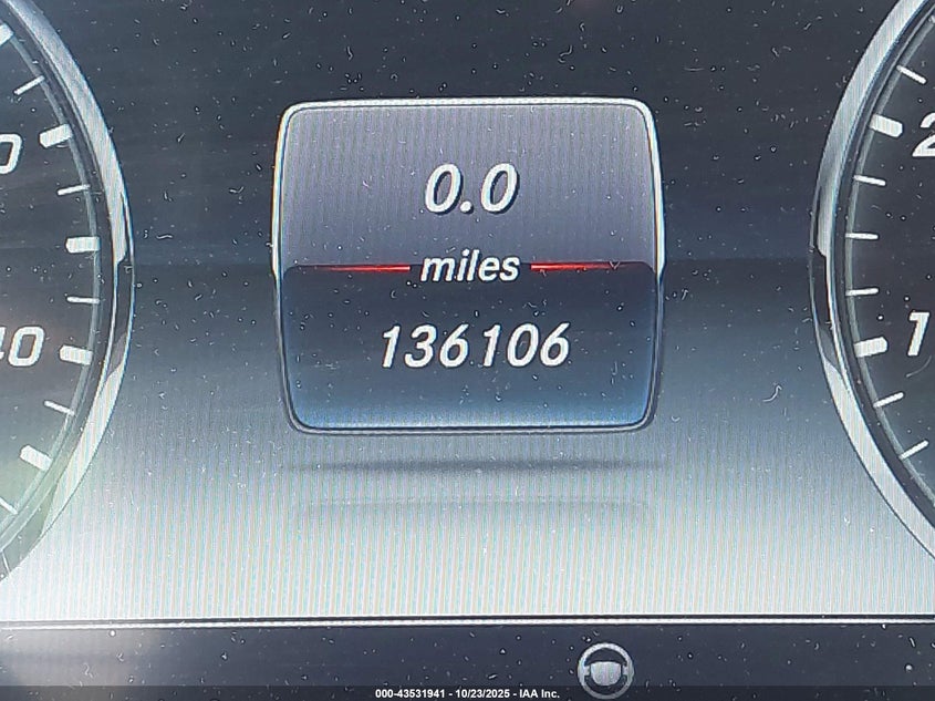 2015 MERCEDES-BENZ S 550 WDDUG8CB1FA139152