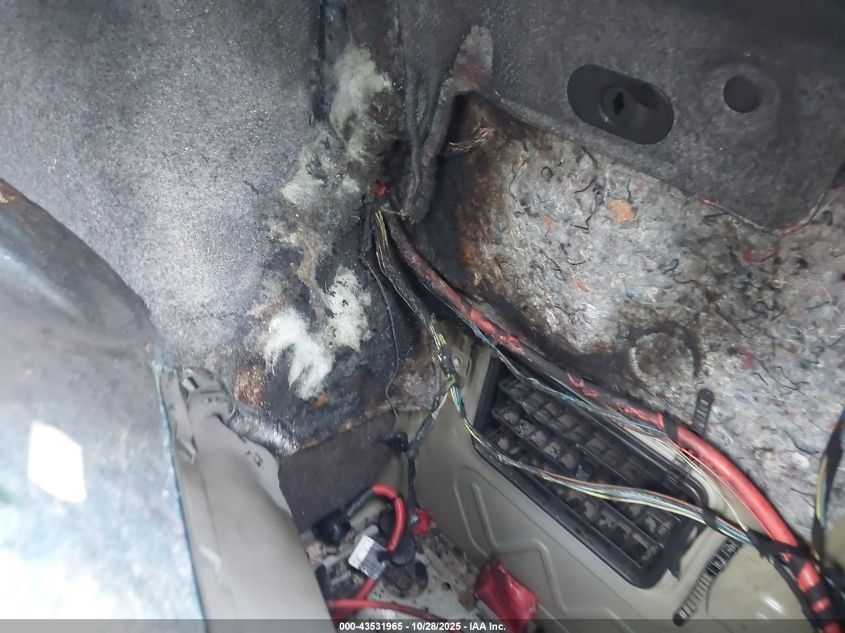 2007 BMW 328I VIN: WBAVA33577KX72647 Lot: 43531965