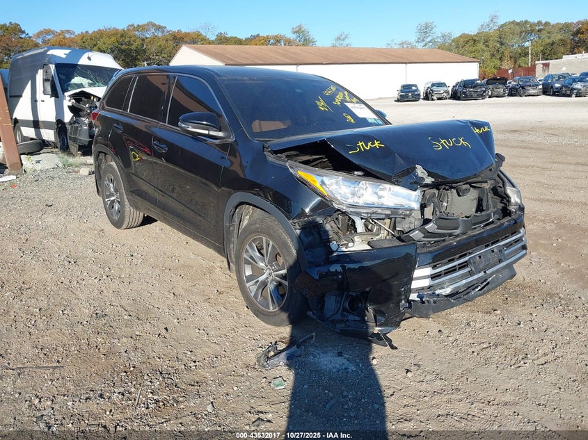 2018 TOYOTA HIGHLANDER LE PLUS - 5TDBZRFH5JS487694